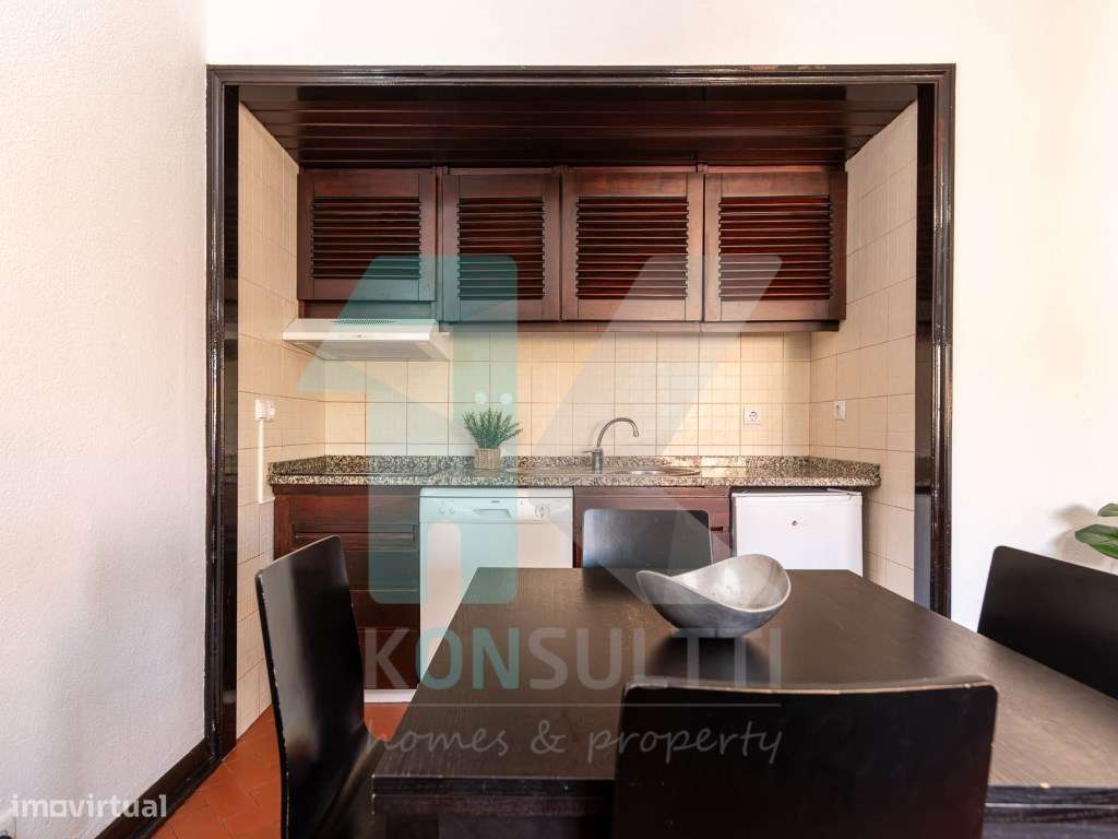 Apartamento T1 c/varanda junto à Praia de Santo Amaro de Oeiras-6
