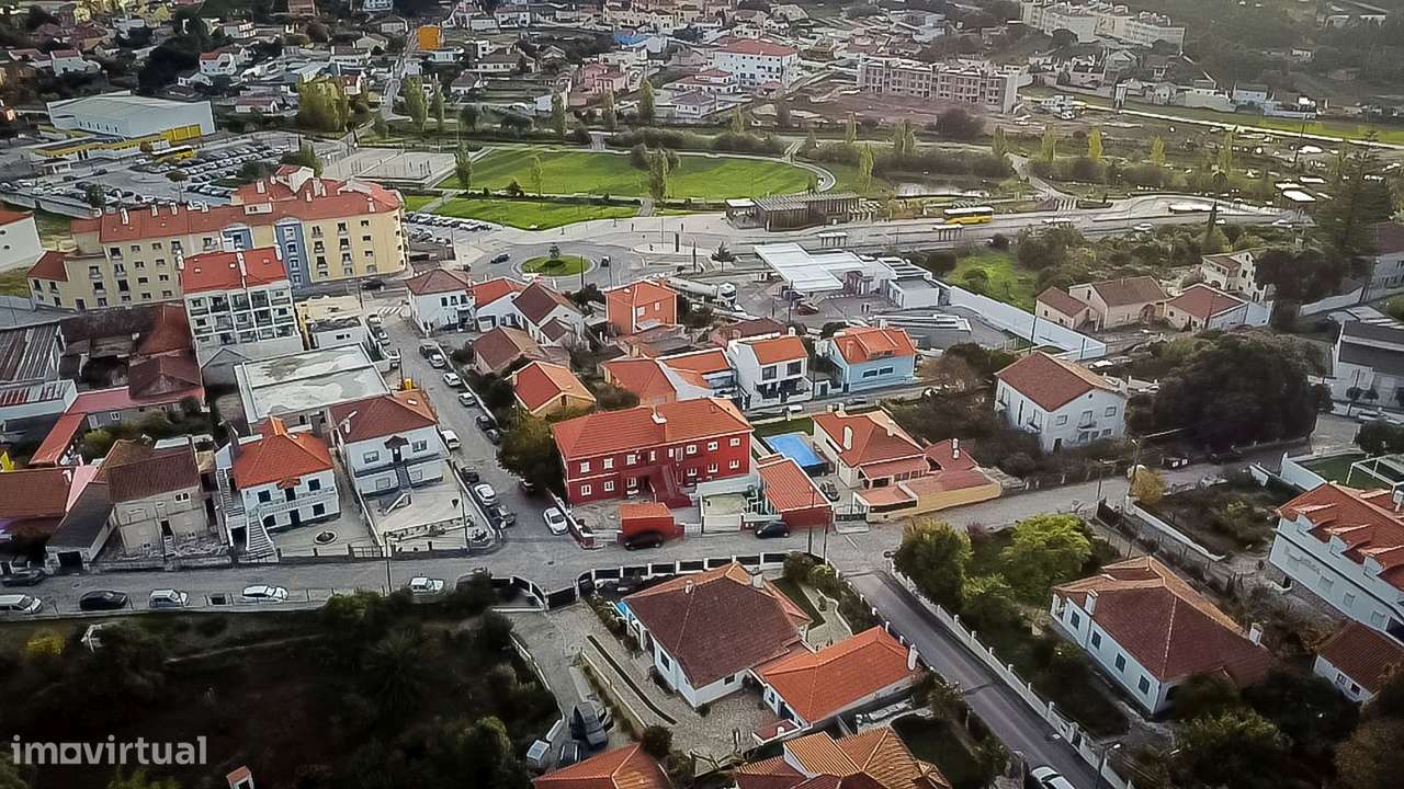 APARTAMENTO T2 remodelado impecável com terraço!-26