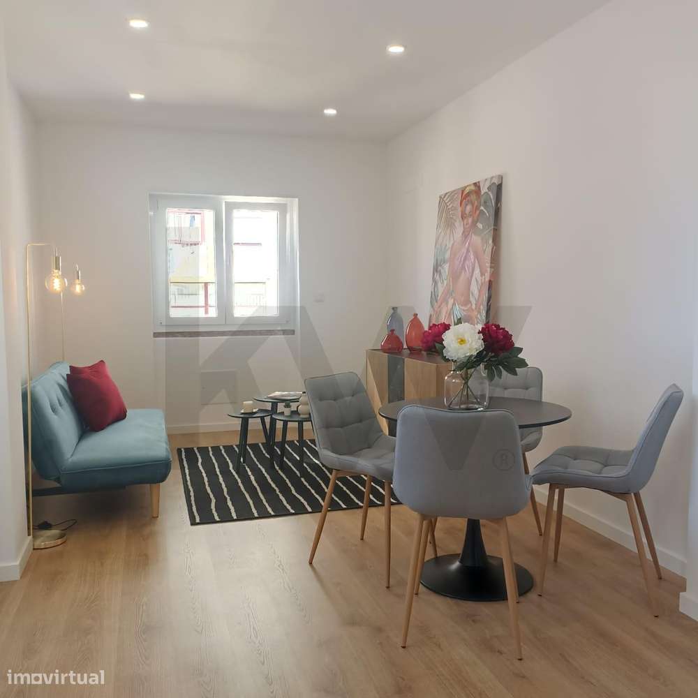 Apartamento T3 Totalmente Remodelado em Benfica – Excelente Localizaçã - Grande imagem: 5/26