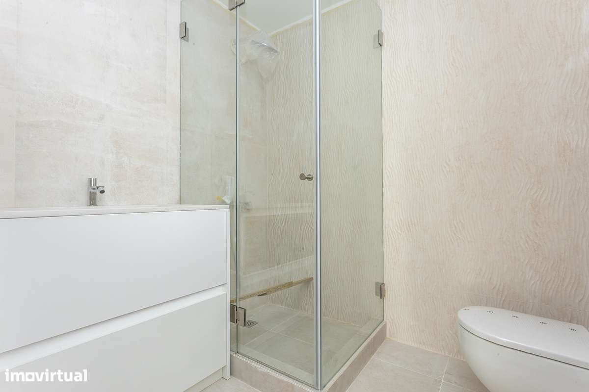 A estrear Villa T4 em Birre, Cascais-25