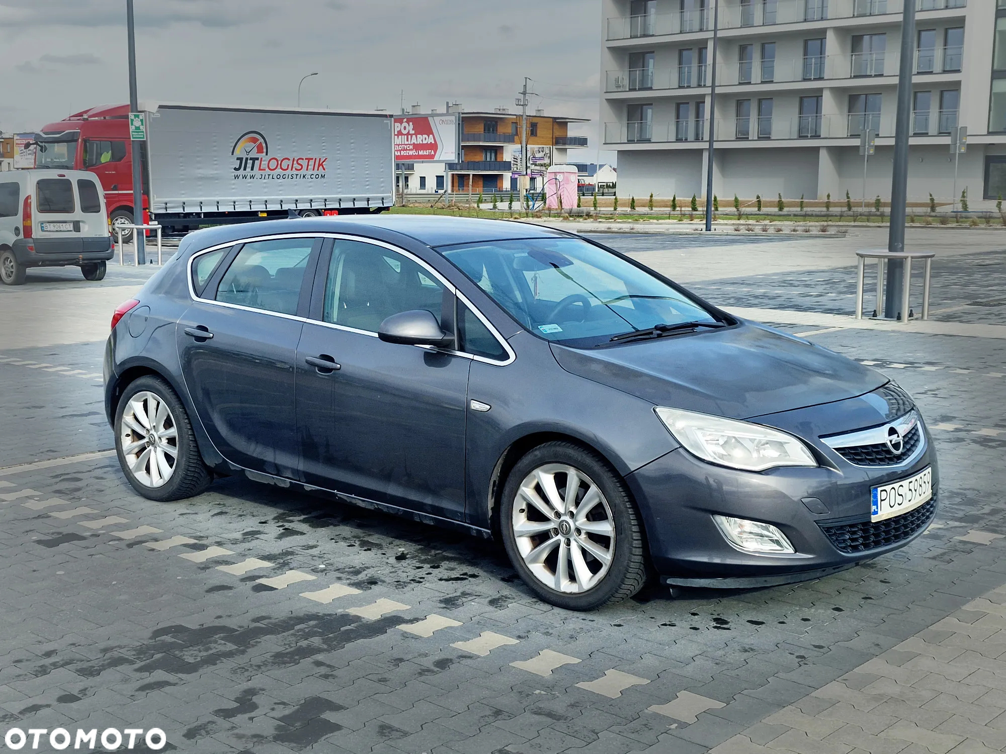 Opel Astra IV 1.7 CDTI Cosmo - 2