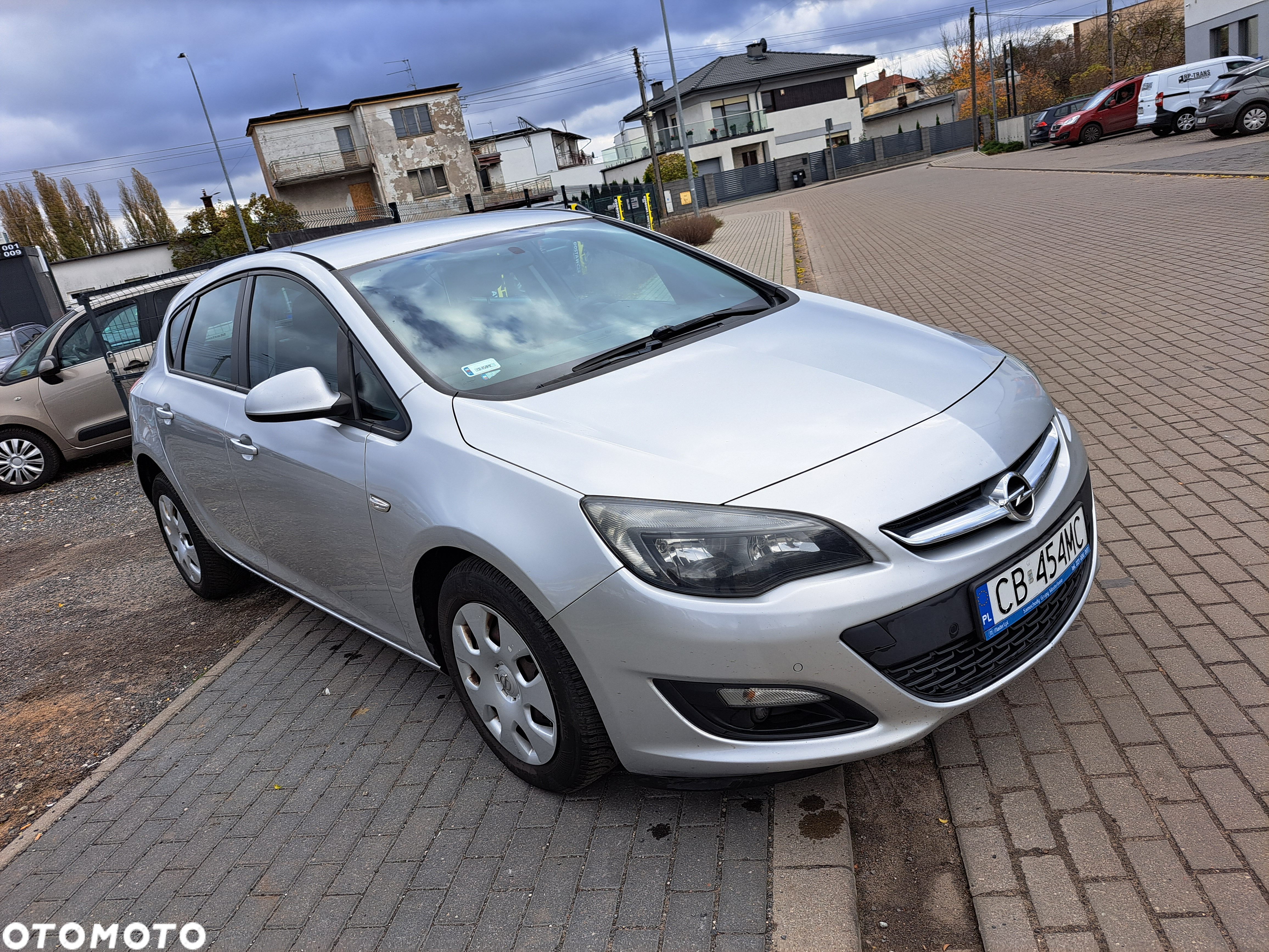 Opel Astra - 4