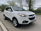 Hyundai ix35 2.0 CRDi 4WD Premium - 3