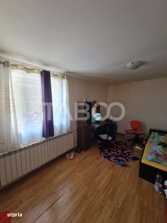 Casa de vanzare in Sebes langa lac - Imagine principală: 3/10