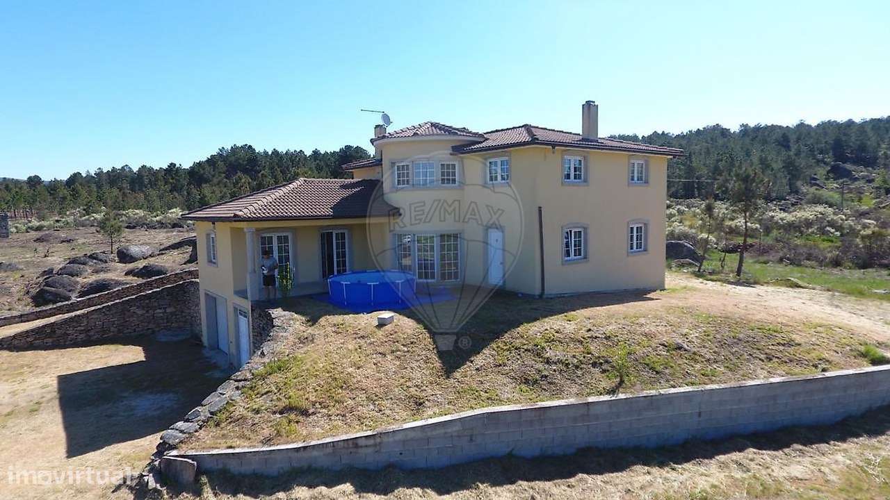 Moradia T4 para venda - Grande imagem: 3/40