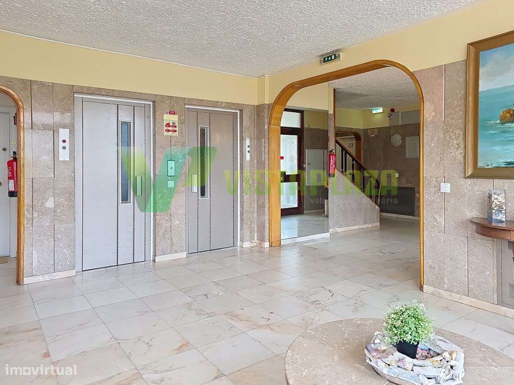 Apartamento T1 à venda na Praia Da Rocha-35