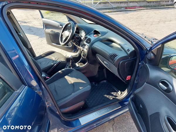 Peugeot 206 1.4 HDI Ambiance - 14