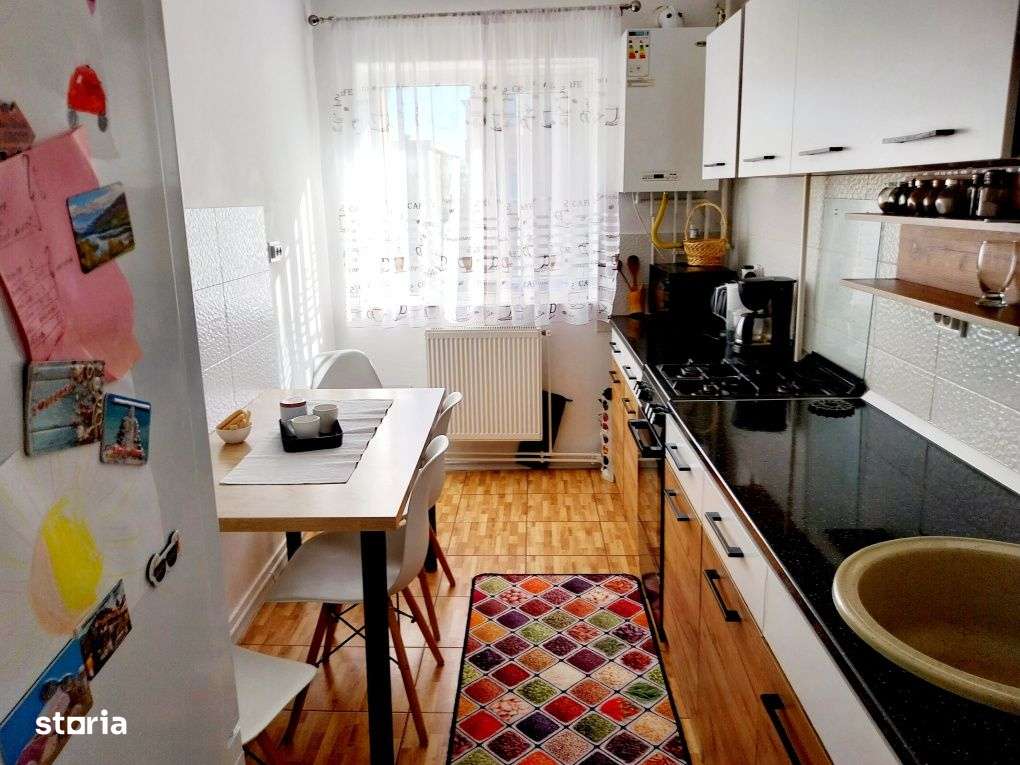 Apartament 3 camere zona CRAITER, - Imagine principală: 1/4