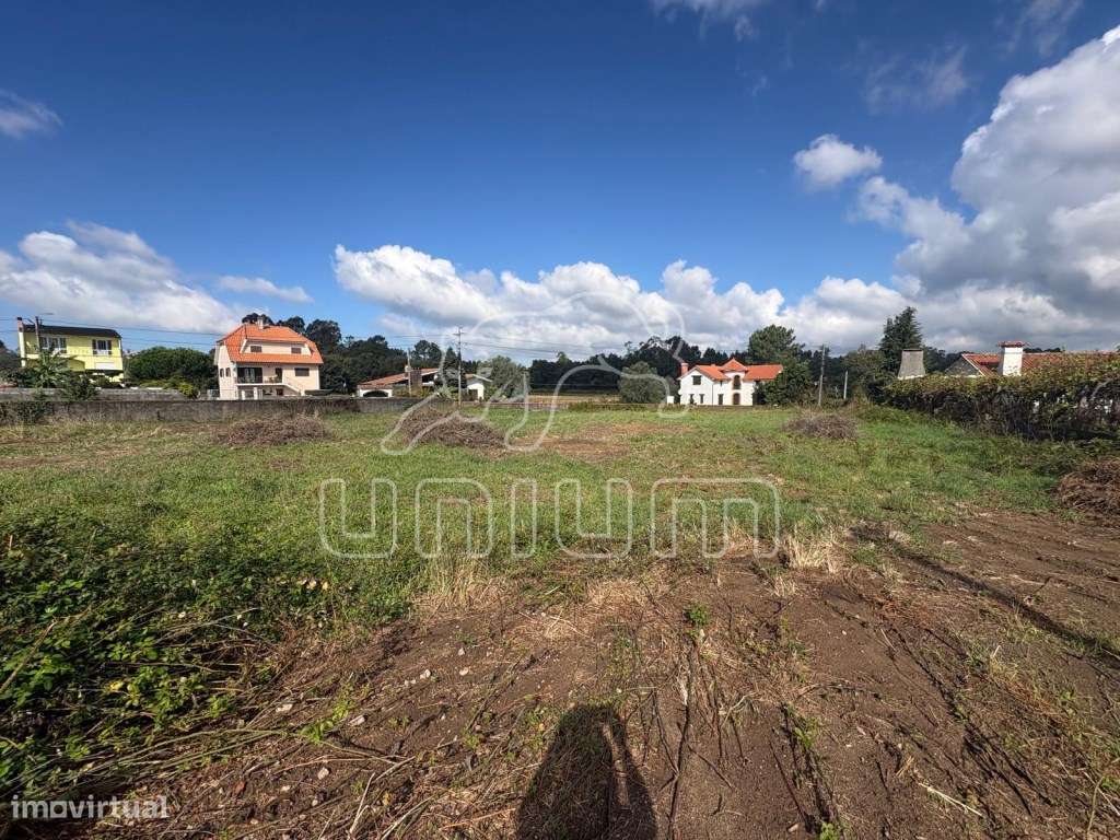 Terreno para construção Forjães-9