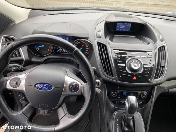 Ford Kuga 1.5 EcoBoost 4WD Titanium - 37