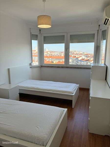 T2 mobilidado e equipado. Otima localização e otimo predio, - Grande imagem: 4/12