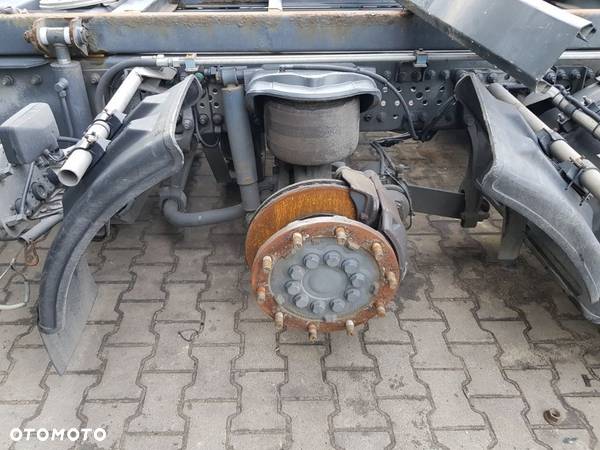 Oś podwieszana wleczona Mercedes Actros MP4 - 6