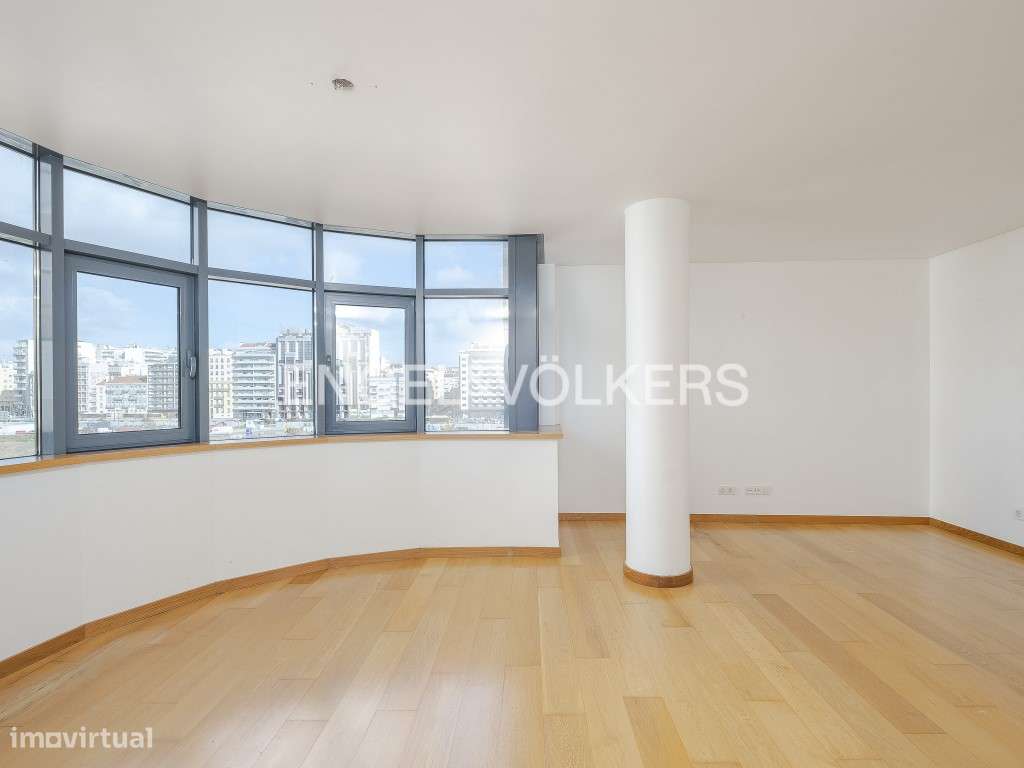 T2 com estacionamento em Entrecampos - Grande imagem: 3/34