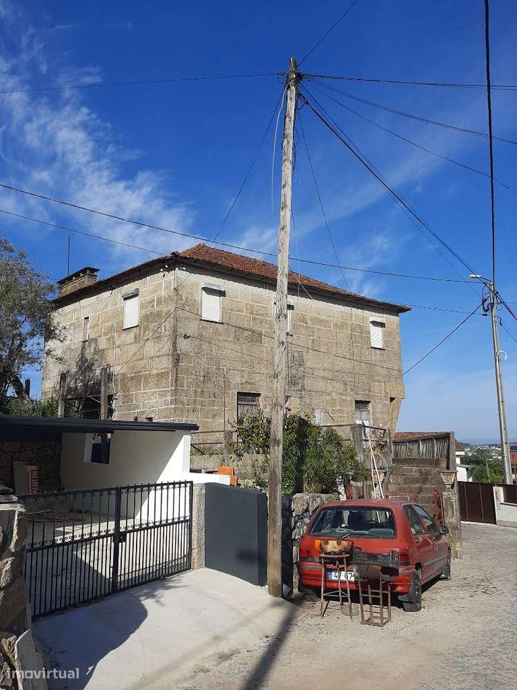 Vende Moradia em pedra Termas São Vicente-7