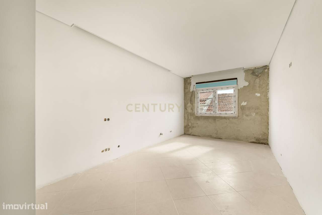 Apartamento T2 com 97 m² e box - Casal de Cambra Rua de Cork - Grande imagem: 2/25