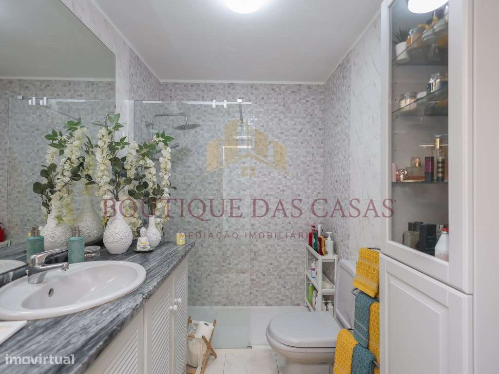 T3 Último Piso com Elevador | Remodelado | 3 Frentes | Muita Luz | ...-13