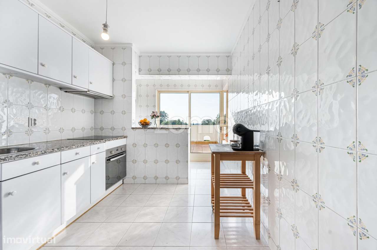 Apartamento T3 com 2 Terraços e 2 lugares de Garagem em V.N de Gaia.-8