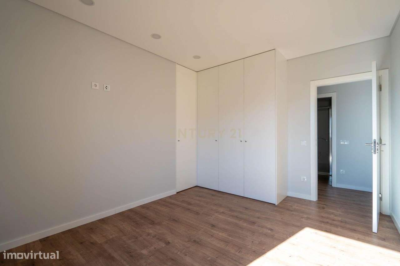 Apartamento T3 - Empreendimento Gardens - Novo-23