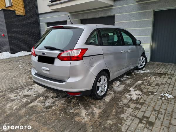 Ford Grand C-MAX - 5