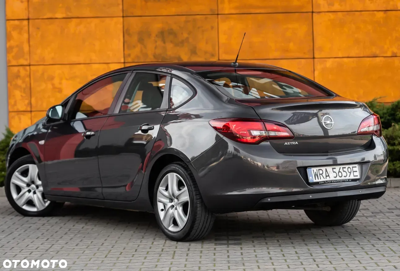 Opel Astra III 1.6 - 7