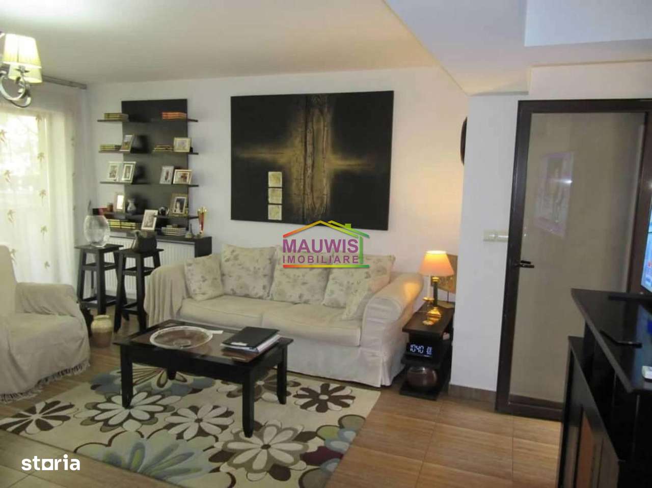 Vand vila 5 camere, Ds+P+1E+M, in zona Trapezului. - Imagine principală: 3/10