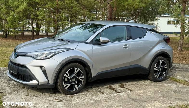 Toyota C-HR 1.8 Hybrid Team Deutschland - 1