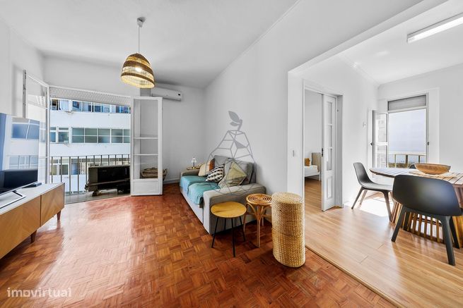 Apartamento T4 Completamente Renovado em Portimão-2