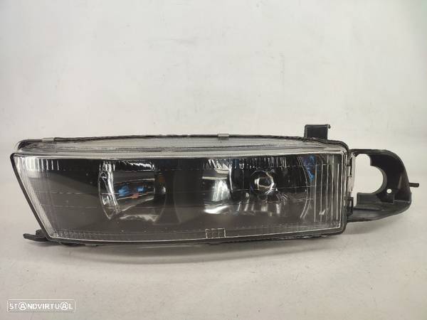 Optica Farol Esquerda Esq Mitsubishi Galant Vi Combi (Ea_) - 1