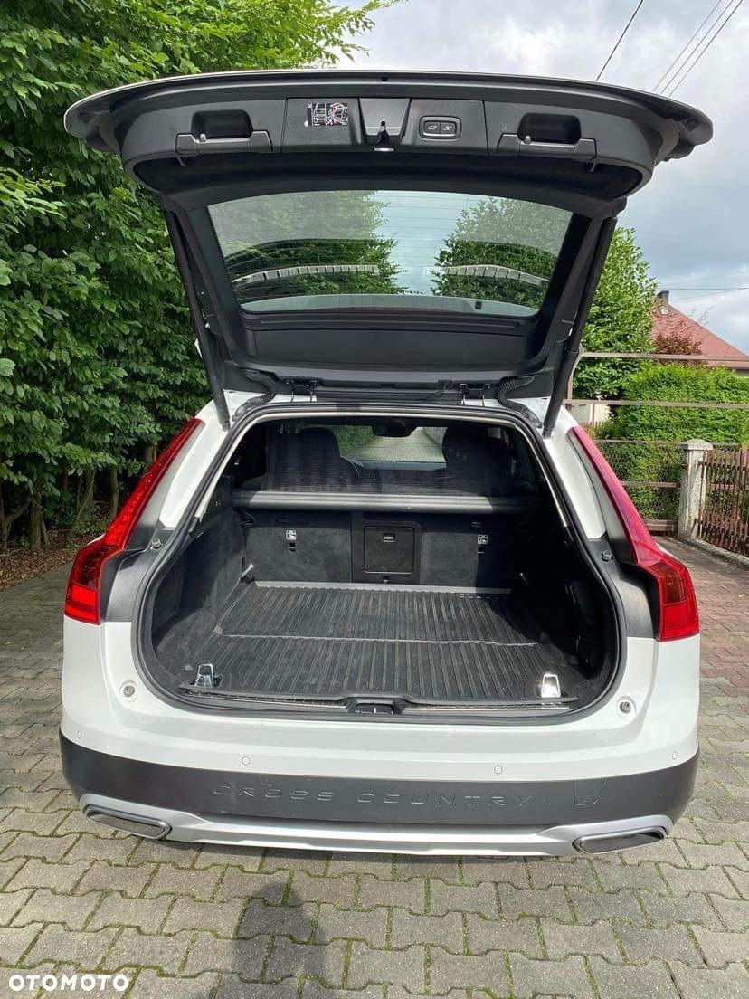 Volvo V90 Cross Country D4 AWD Geartronic - 13