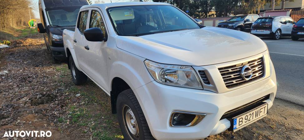 Nissan Navara - 1