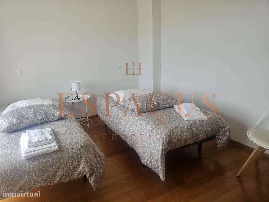 Moradia V4 com Vista Mar - Um Refúgio de Conforto e Elegância-39