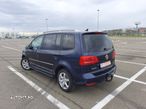 Volkswagen Touran 1.6 TDI DPF DSG Highline - 4