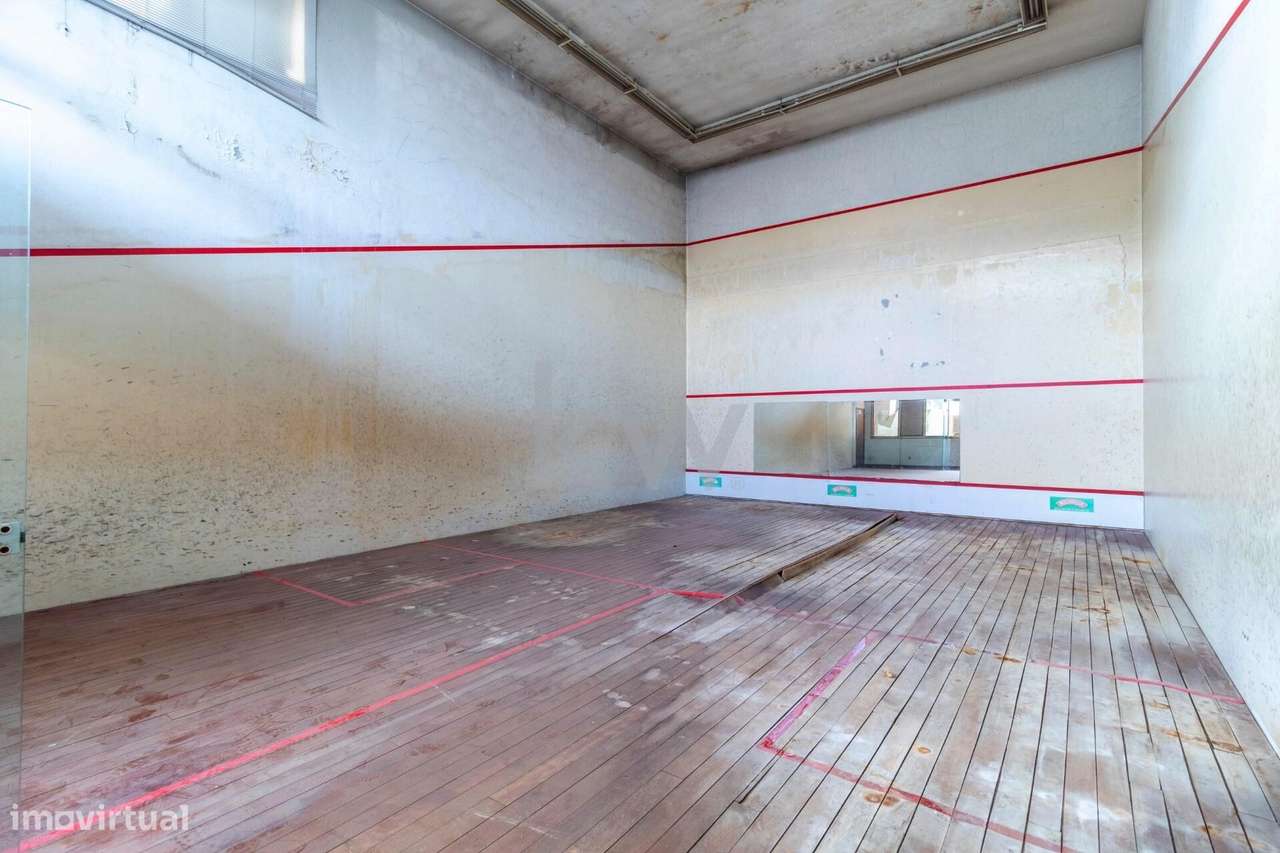 Investidores! Espaço Comercial com arrendamento por 20 anos! 7% de ren - Grande imagem: 5/36