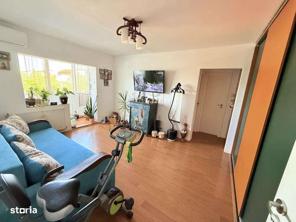 Lipovei- 2 camere, etaj intermediar, centrala, bloc anvelopat - Imagine principală: 3/6