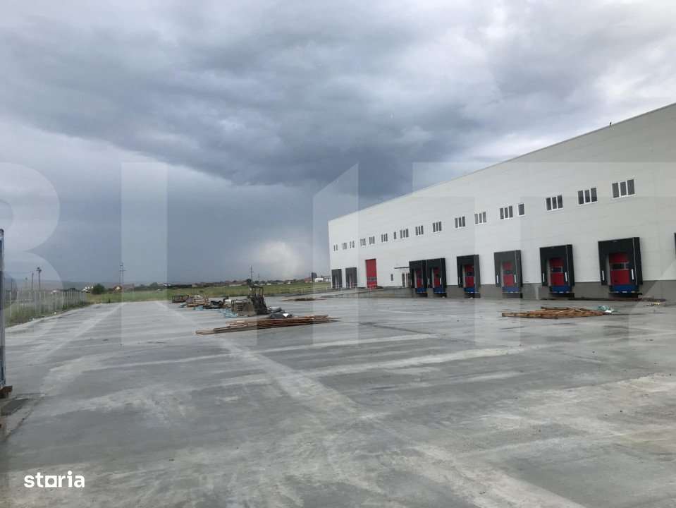 Hala moderna, aproape de aeroport, 3000 mp - Imagine principală: 4/7