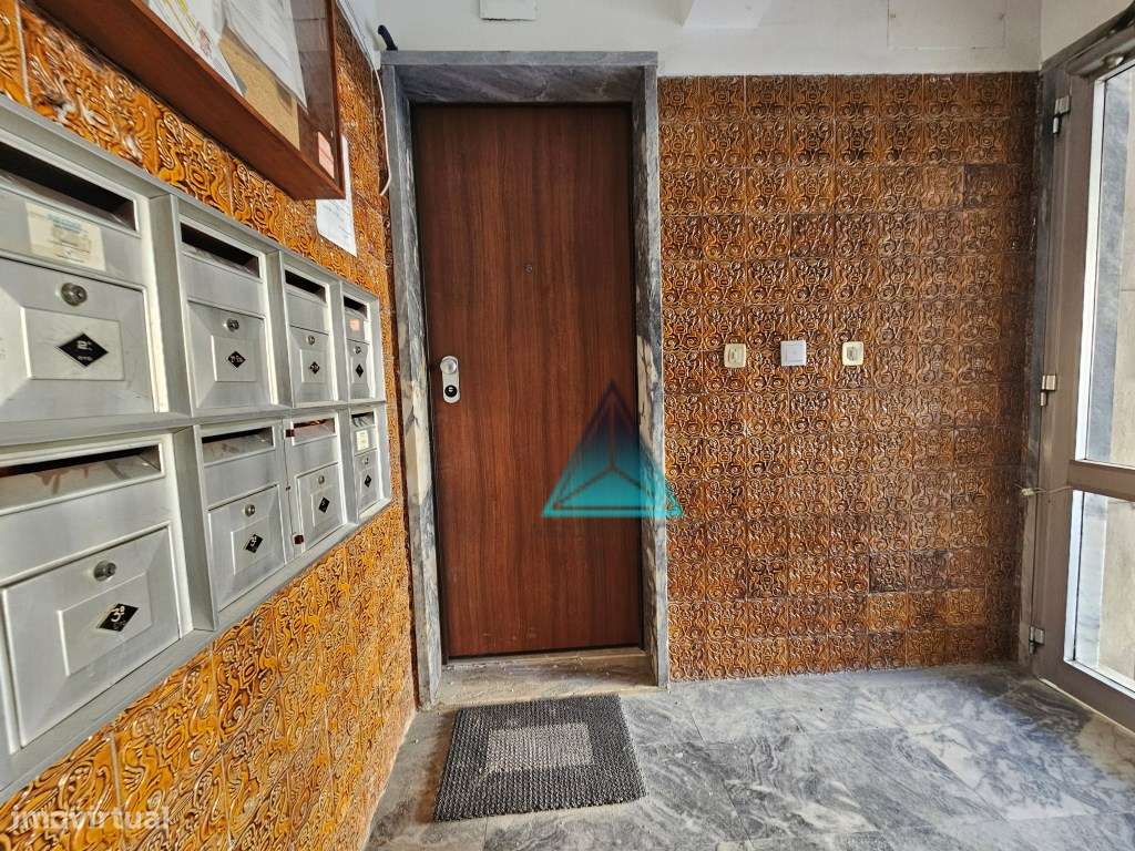 Apartamento T2 Cova da Piedade com Remodelação Total - Rés-do-chão ... - Grande imagem: 4/5