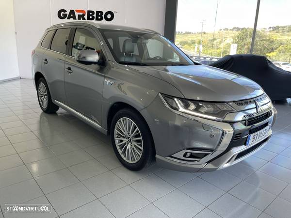 Mitsubishi Outlander 2.4 PHEV Instyle - 3