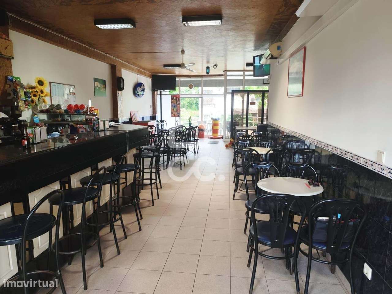 Trespasse de Café em S. Tirso - Grande imagem: 4/10