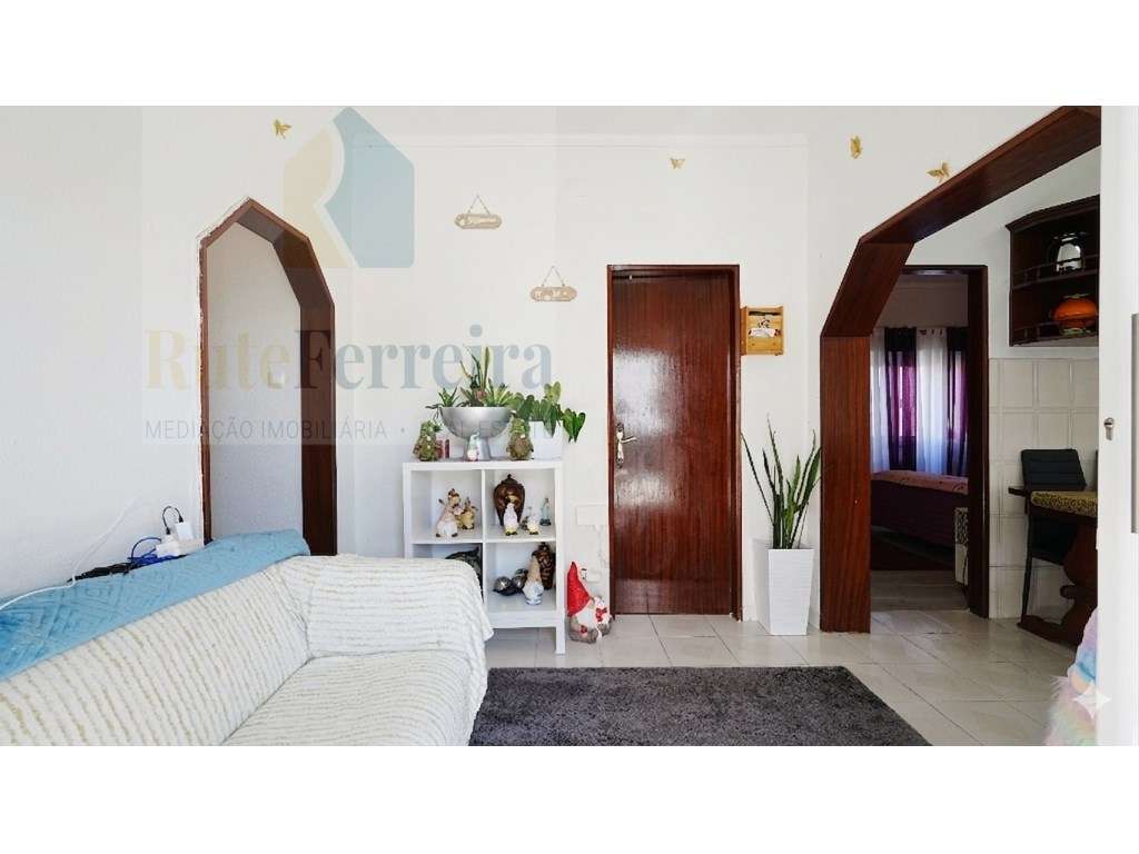 Moradia Térrea com Anexo Independente em Ribamar - Lourinhã-5