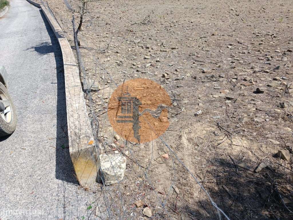 TERRENO COM 440 M2 JUNTO A ALDEIA DA CASA BRANCA EM BALURCOS - ALCO... - Grande imagem: 4/18
