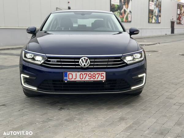 Volkswagen Passat 1.4 TSI Plug-In-Hybrid DSG GTE - 2