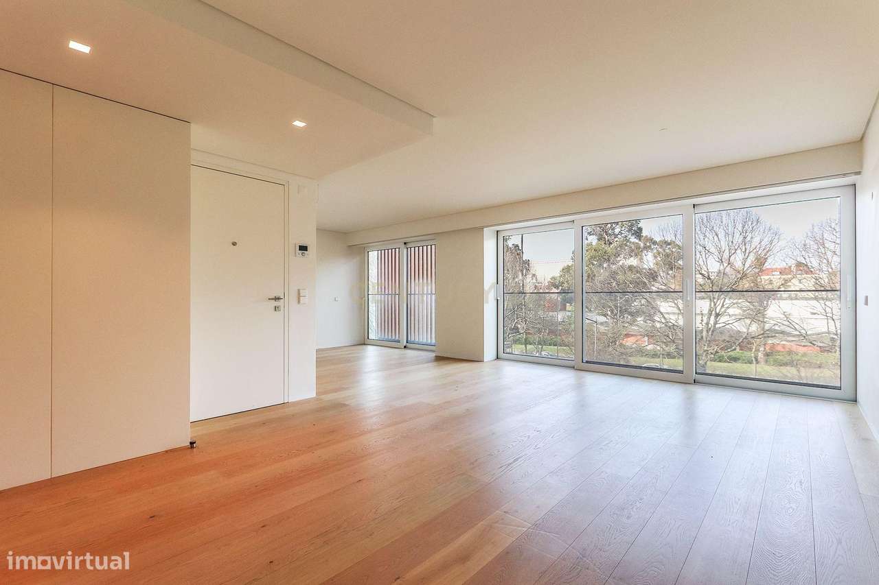 Apartamento T3 - Campo Grande - Garagem, Piscina e Ginásio - Grande imagem: 5/58