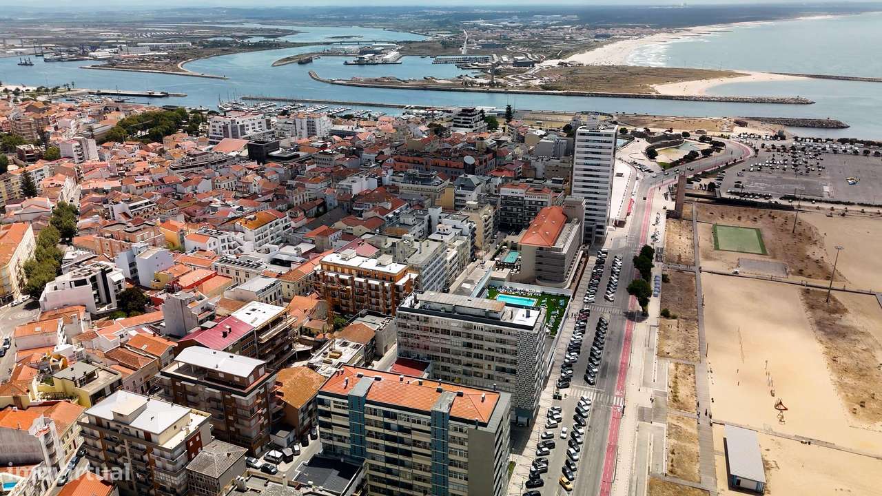Apartamento T3 frente ao mar-36