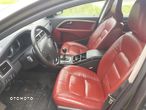 Volvo V70 2.0D Momentum - 24