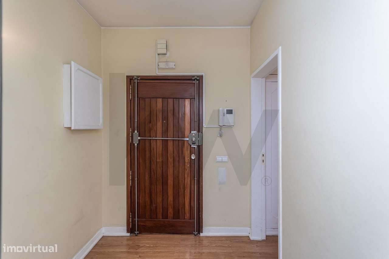 T3 em Algés com vista rio |  Av. Bombeiros Voluntários - Grande imagem: 4/50