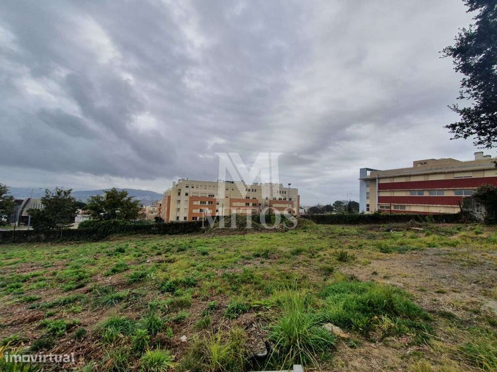 Lote Moradia 3 pisos - Abelheira - Grande imagem: 1/7