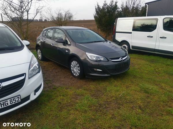 Opel Astra 1.6 Active - 17