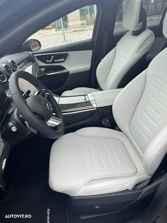 Mercedes-Benz GLC 220 d 4Matic 9G-TRONIC AMG Line Advanced - 4