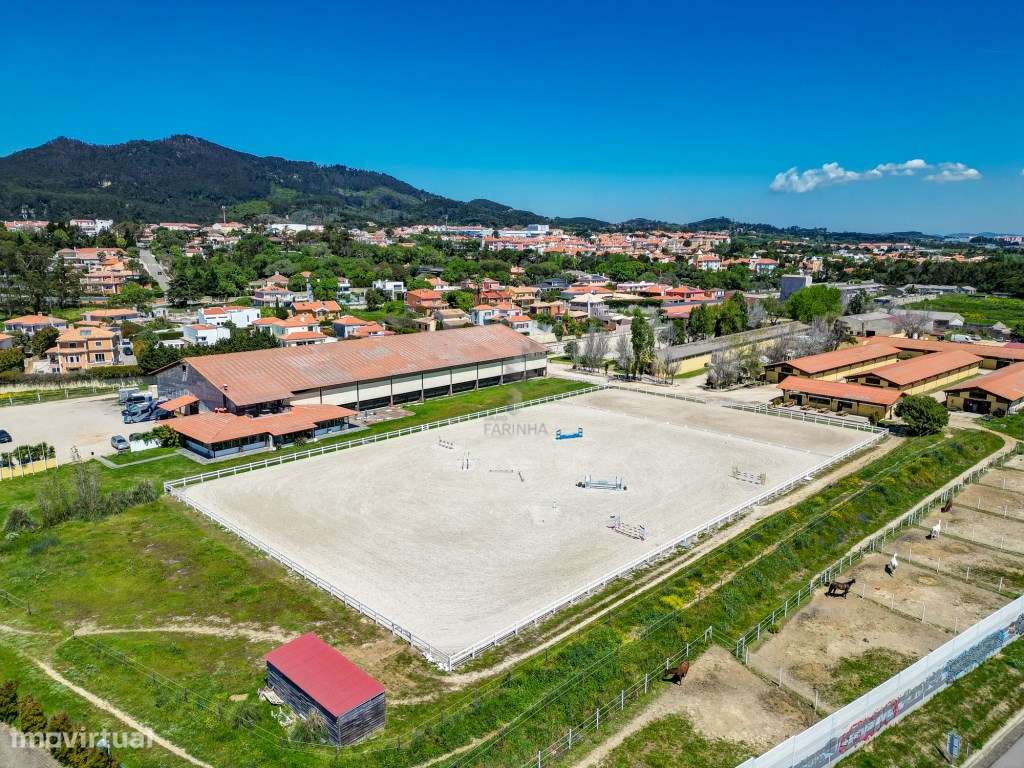 MAGNIFÍCO T4, no Condomínio fechado Páteo da Beloura, novo a estrea...-48