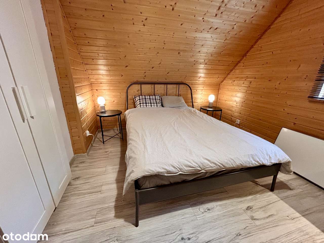 Dom nad morzem - fotowoltaika, umeblowany-10